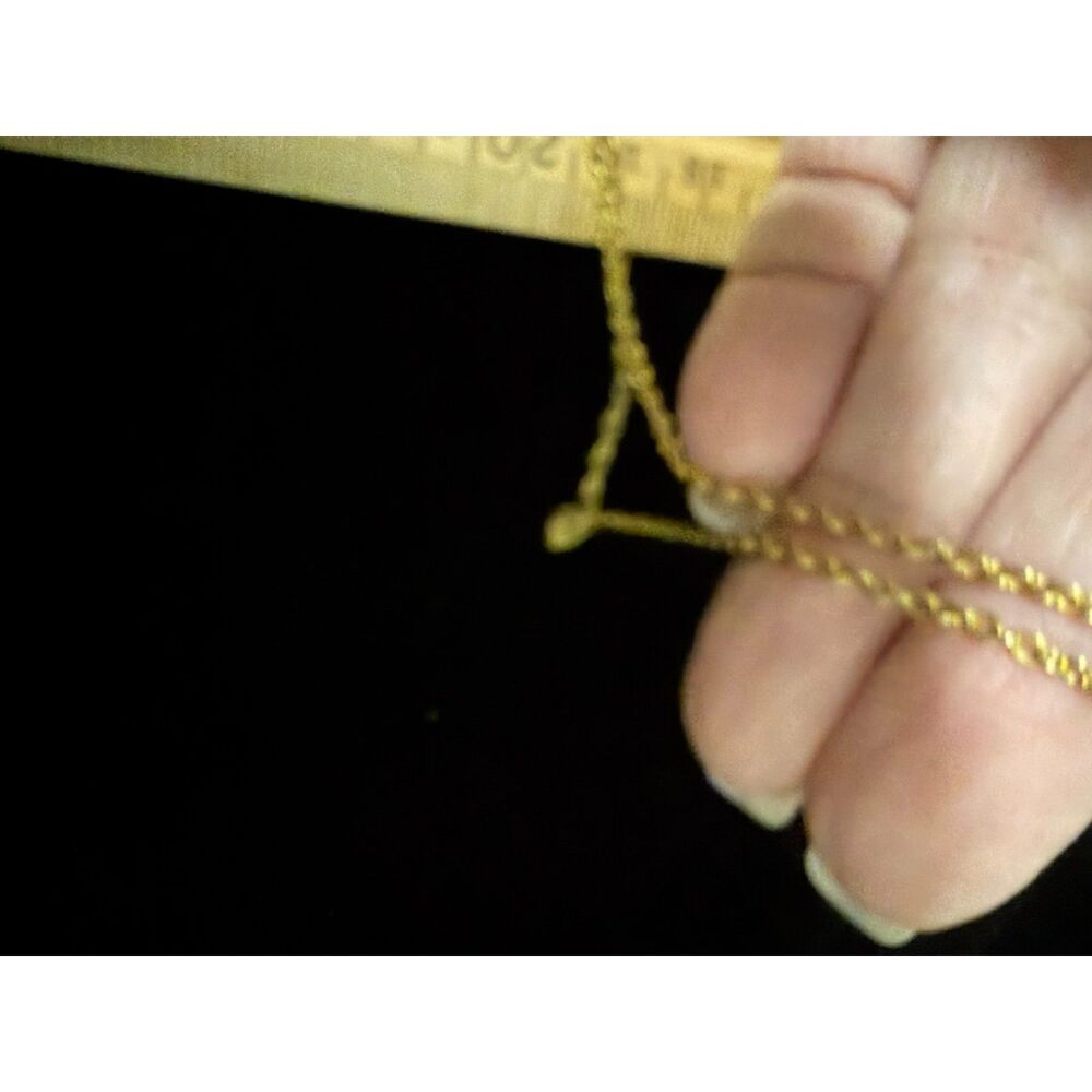 Channel symbol over mother of pearl inlay pendant on gold toned chain - Picture 4 of 10